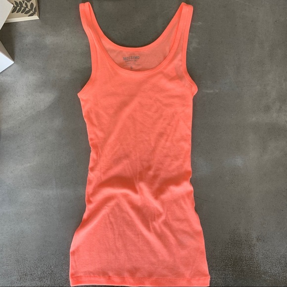 Tank top bundle - Picture 5 of 7